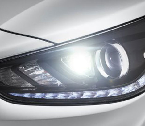 Подсветка дороги сбоку в Hyundai Accent