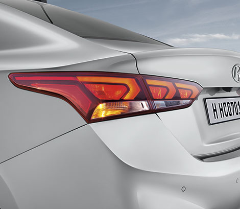 Задні LED-ліхтарі в Hyundai Accent new