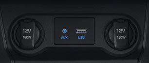 USB- и AUX-порты Accent